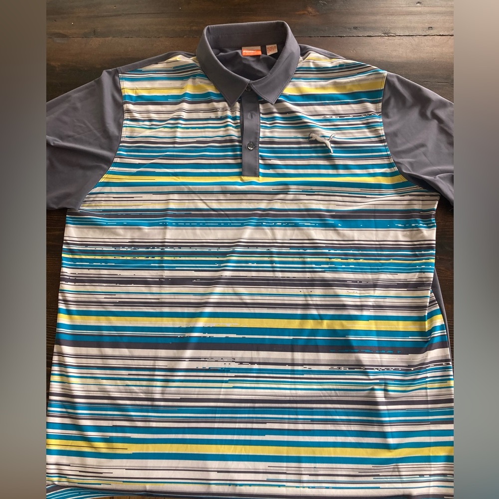 Puma golf polo, very nice condition, super comfortable, light, tech fabric